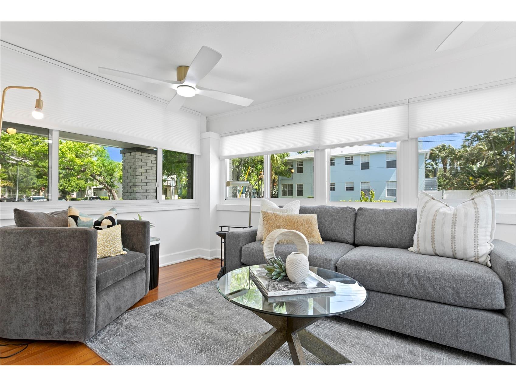 1140 Oak Street NE Saint Petersburg FL 33701 A4686778 image12