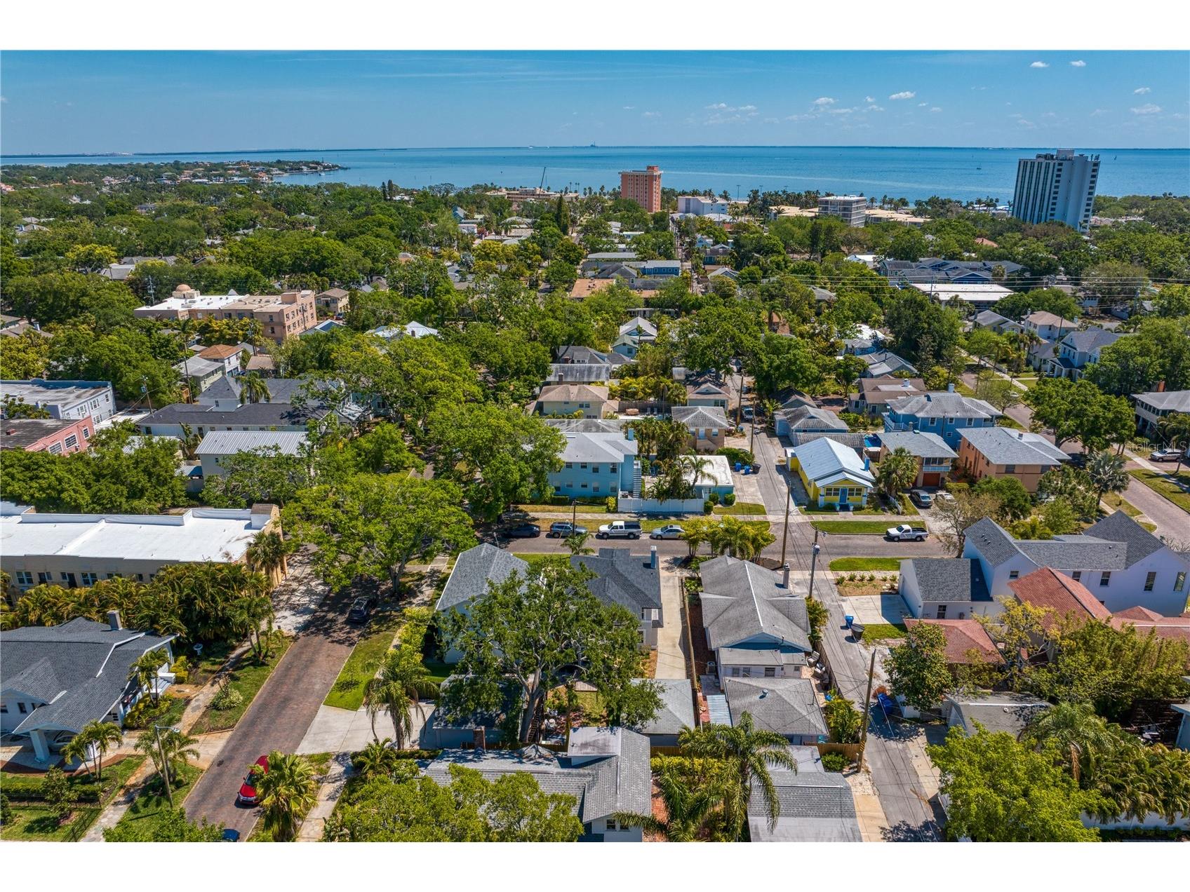 1140 Oak Street NE Saint Petersburg FL 33701 A4686778 image75