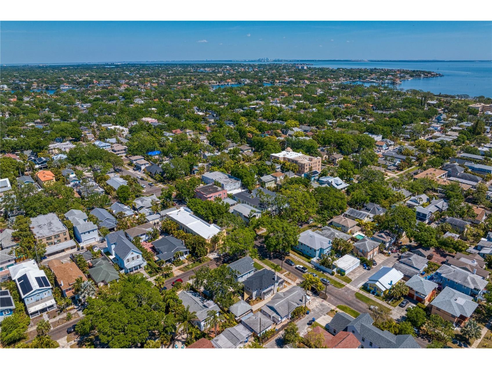 1140 Oak Street NE Saint Petersburg FL 33701 A4686778 image78