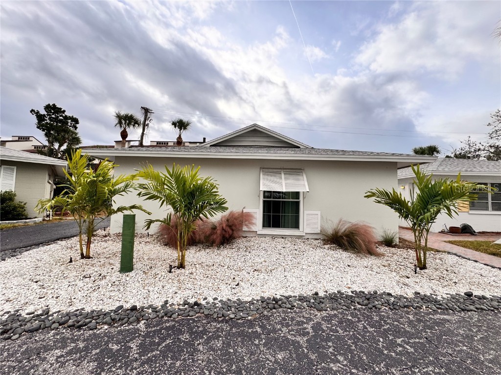 1140 S Moonmist Court #M5 Sarasota FL 34242 A4670594 image1