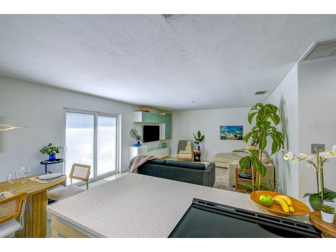 1140 S Moonmist Court #M5 Sarasota FL 34242 A4670594 image4