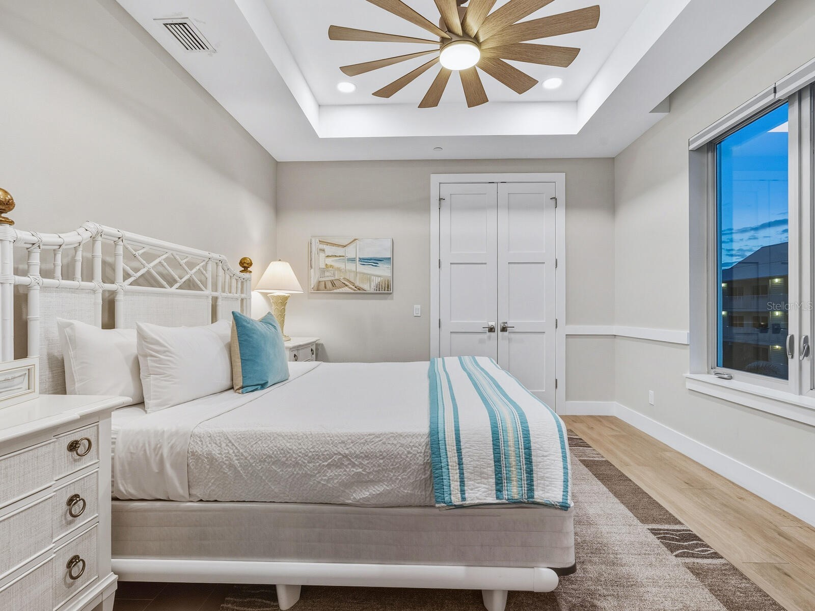 1140 Seaside Drive #301 Siesta Key FL 34242 - THE GULF A4677378 image14