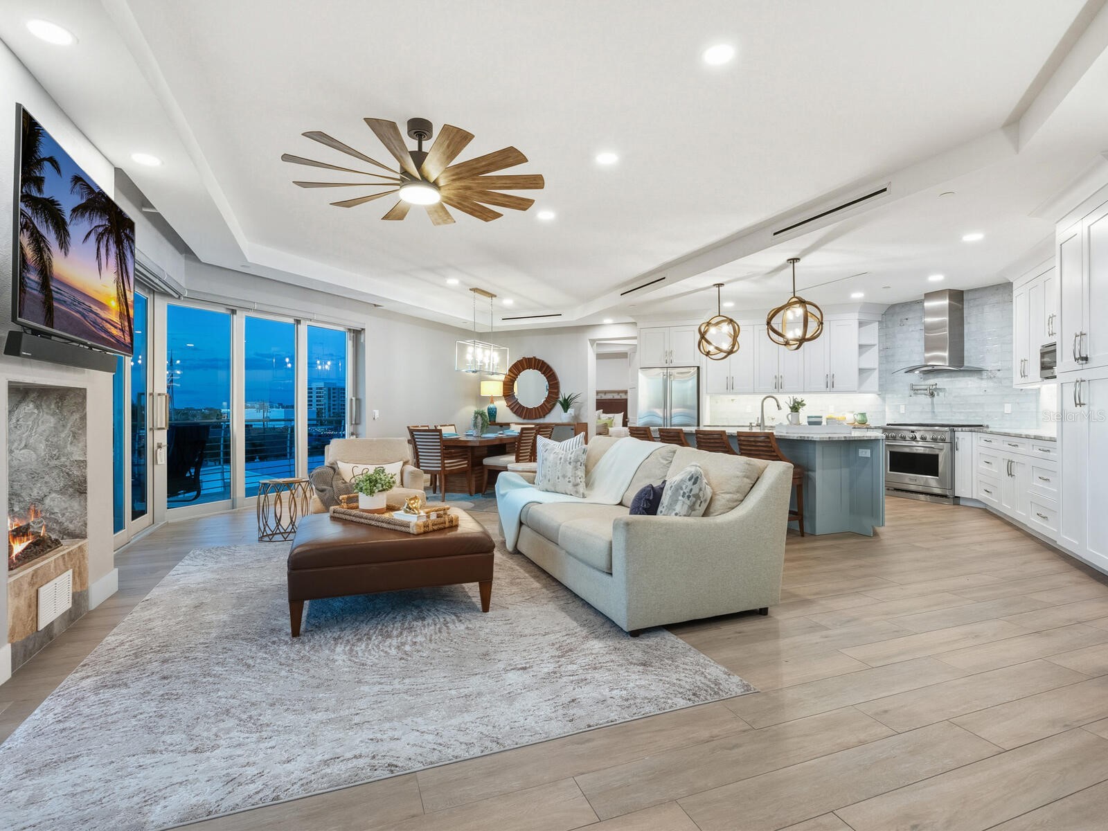 1140 Seaside Drive #301 Siesta Key FL 34242 - THE GULF A4677378 image3