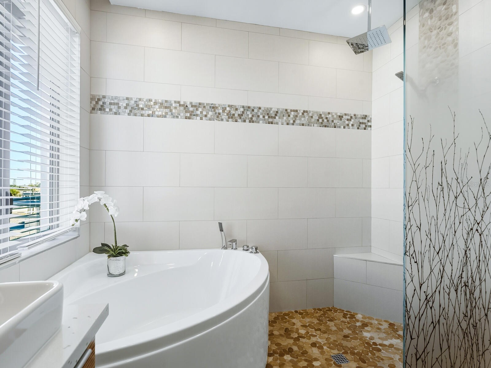 1140 Seaside Drive #301 Siesta Key FL 34242 - THE GULF A4677378 image33