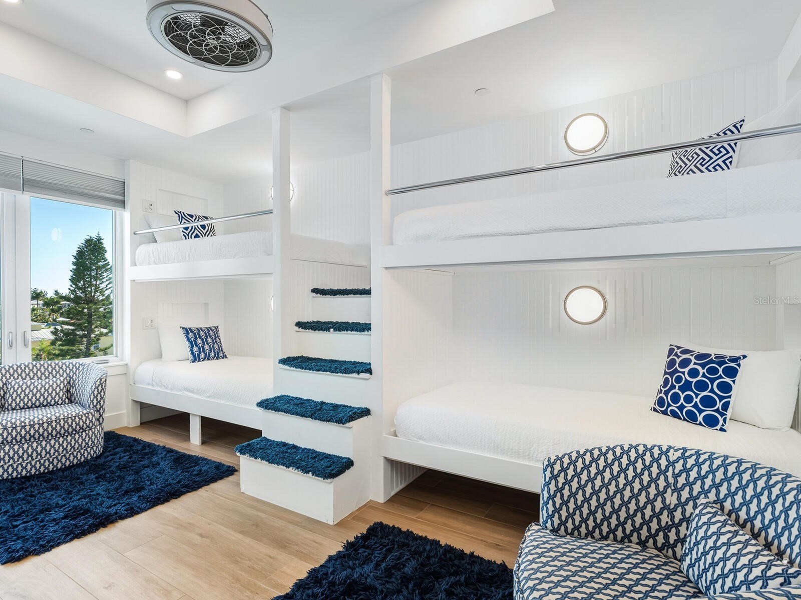 1140 Seaside Drive #301 Siesta Key FL 34242 - THE GULF A4677378 image39