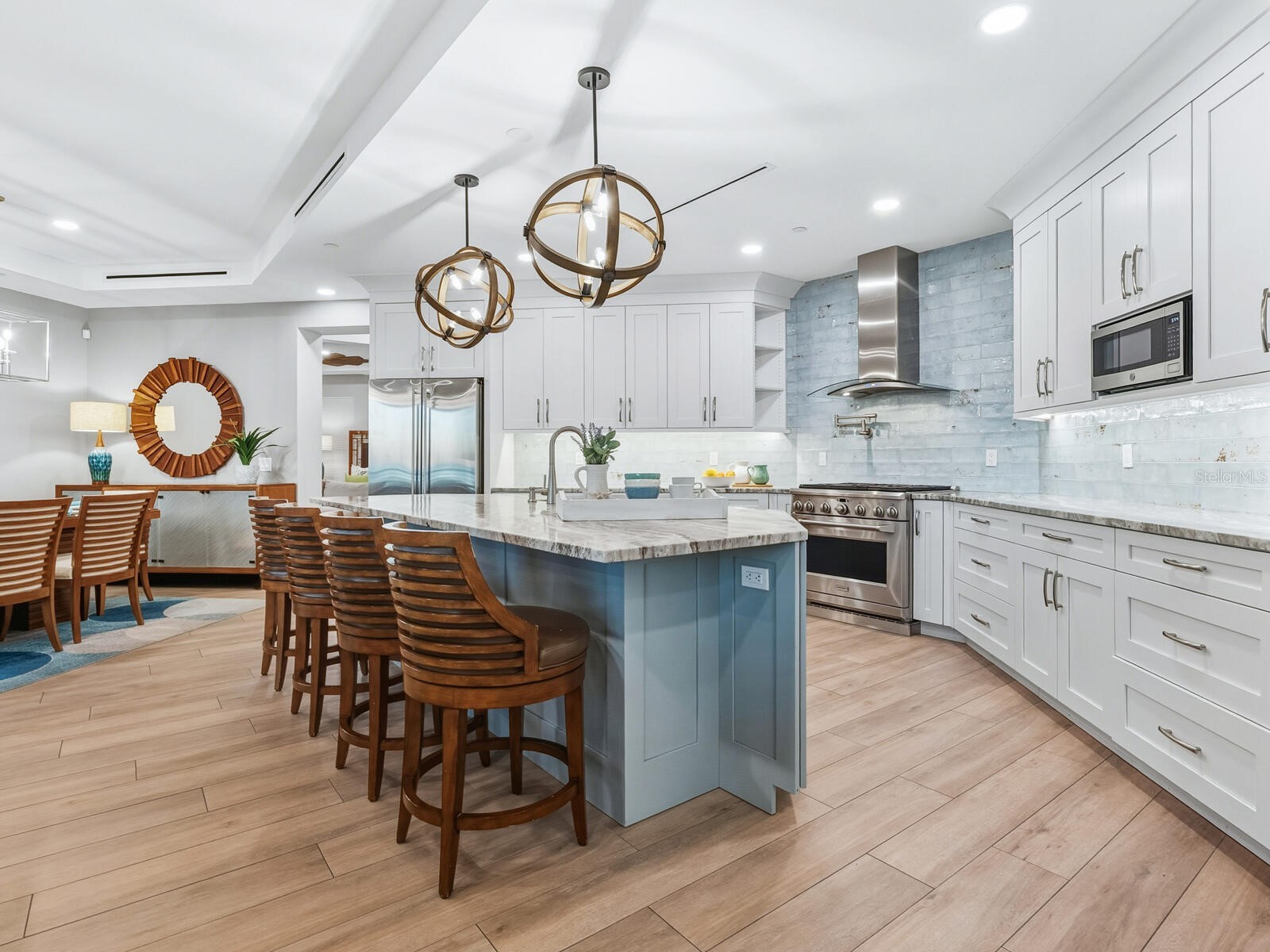 1140 Seaside Drive #301 Siesta Key FL 34242 - THE GULF A4677378 image4