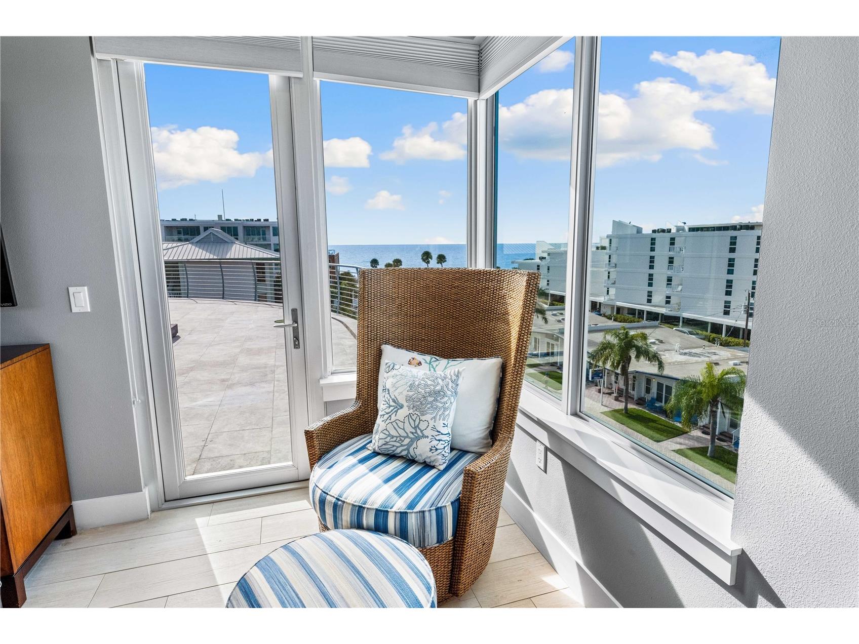 1140 Seaside Drive #301 Siesta Key FL 34242 - THE GULF A4677378 image49