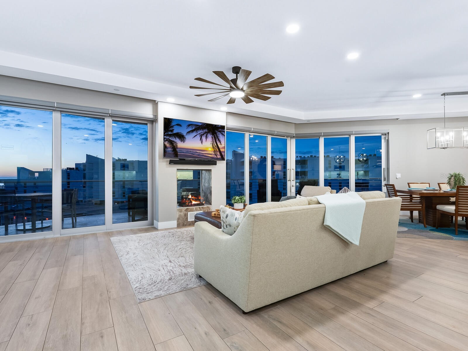 1140 Seaside Drive #301 Siesta Key FL 34242 - THE GULF A4677378 image7