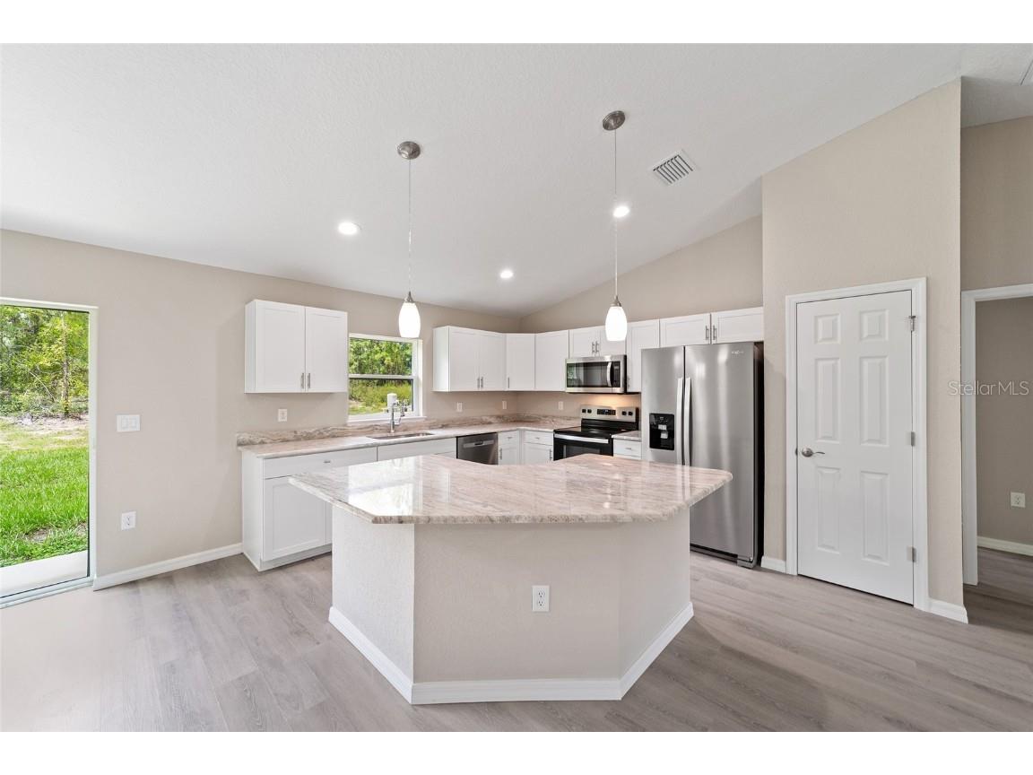 11400 N Terra Cotta Drive Citrus Springs FL 34434 OM696017 image7