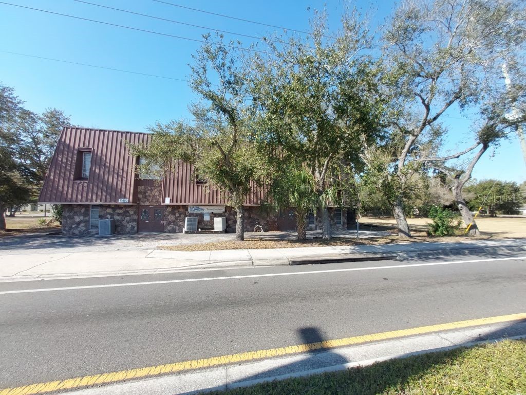 11400 Us Highway 19 N Clearwater FL 33764 TB8475614 image1