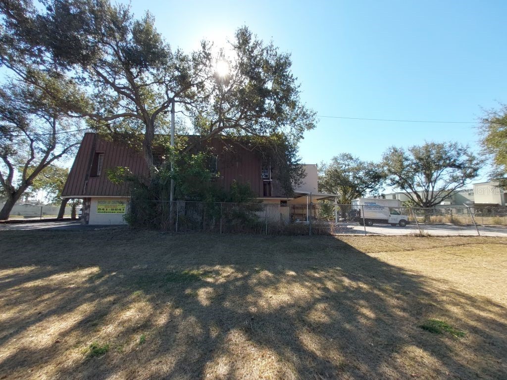 11400 Us Highway 19 N Clearwater FL 33764 TB8475614 image16