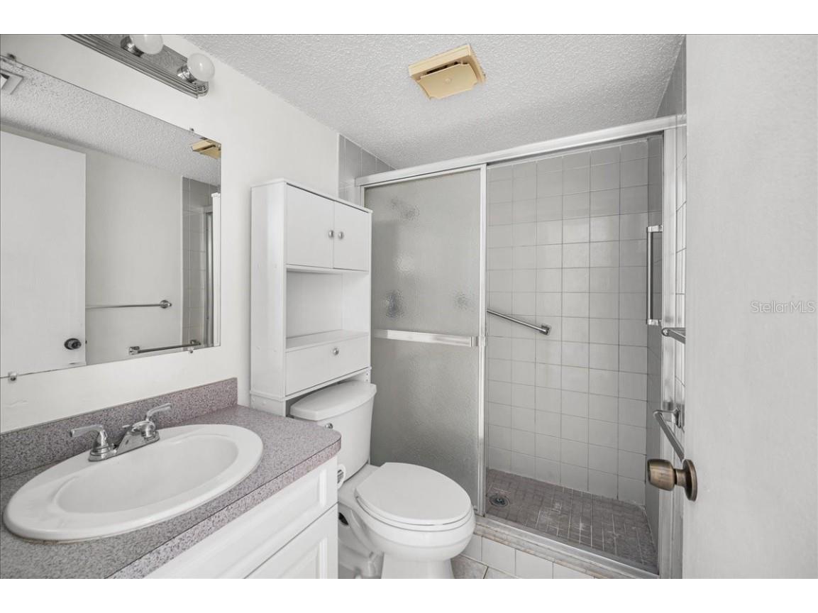 11401 3rd Street N #2 Saint Petersburg FL 33716 TB8426139 image16