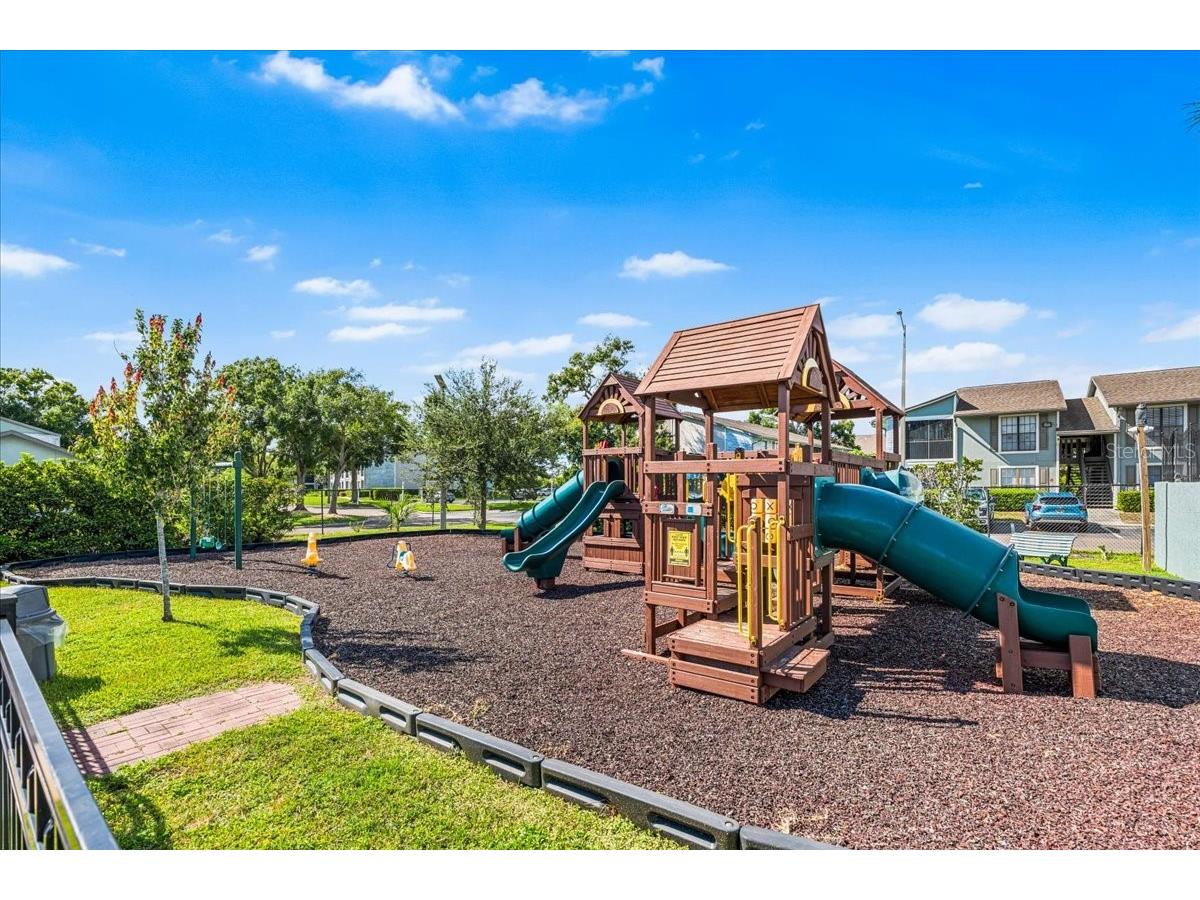 11401 3rd Street N #2 Saint Petersburg FL 33716 TB8426139 image27