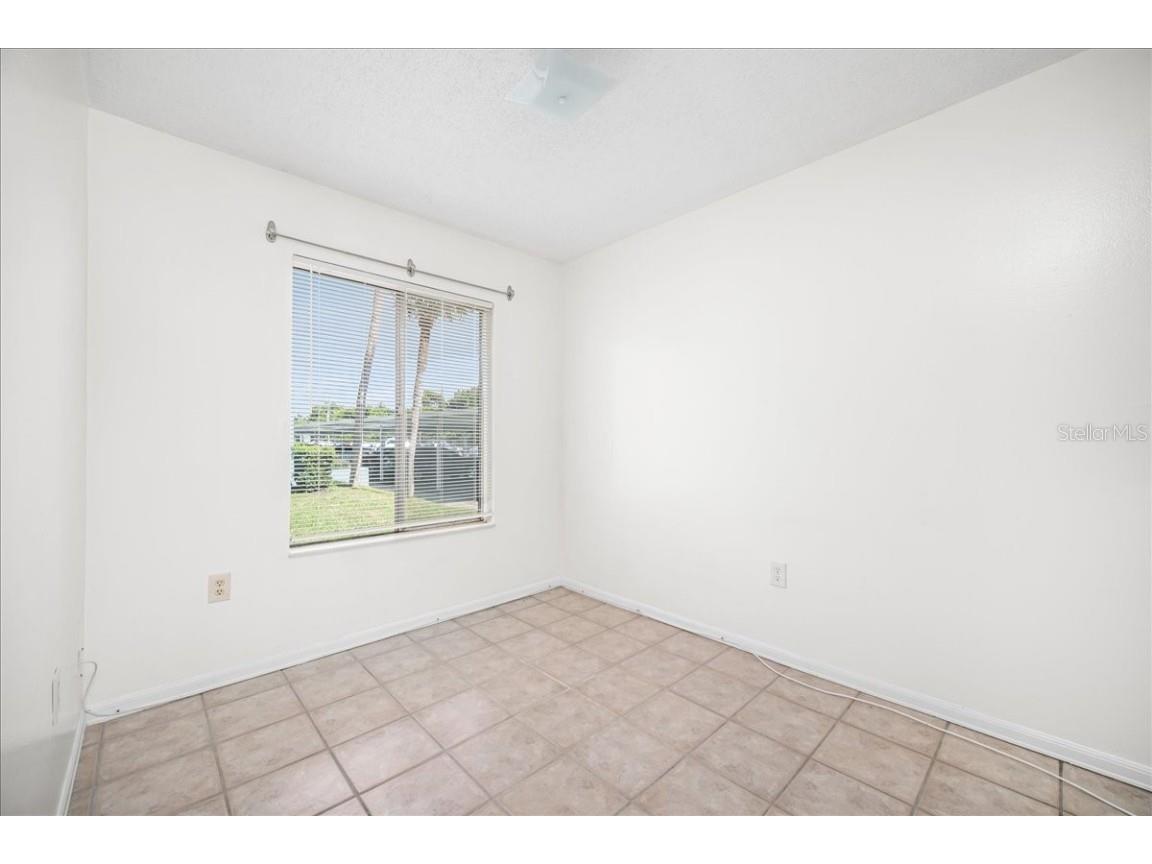 11401 3rd Street N #2 Saint Petersburg FL 33716 TB8426139 image7