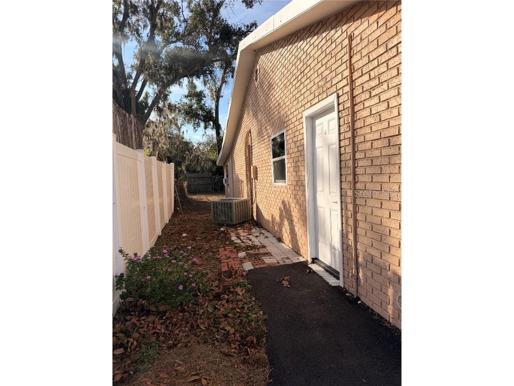 11401 Mcmullen Loop Riverview FL 33569 TB8453258 image20