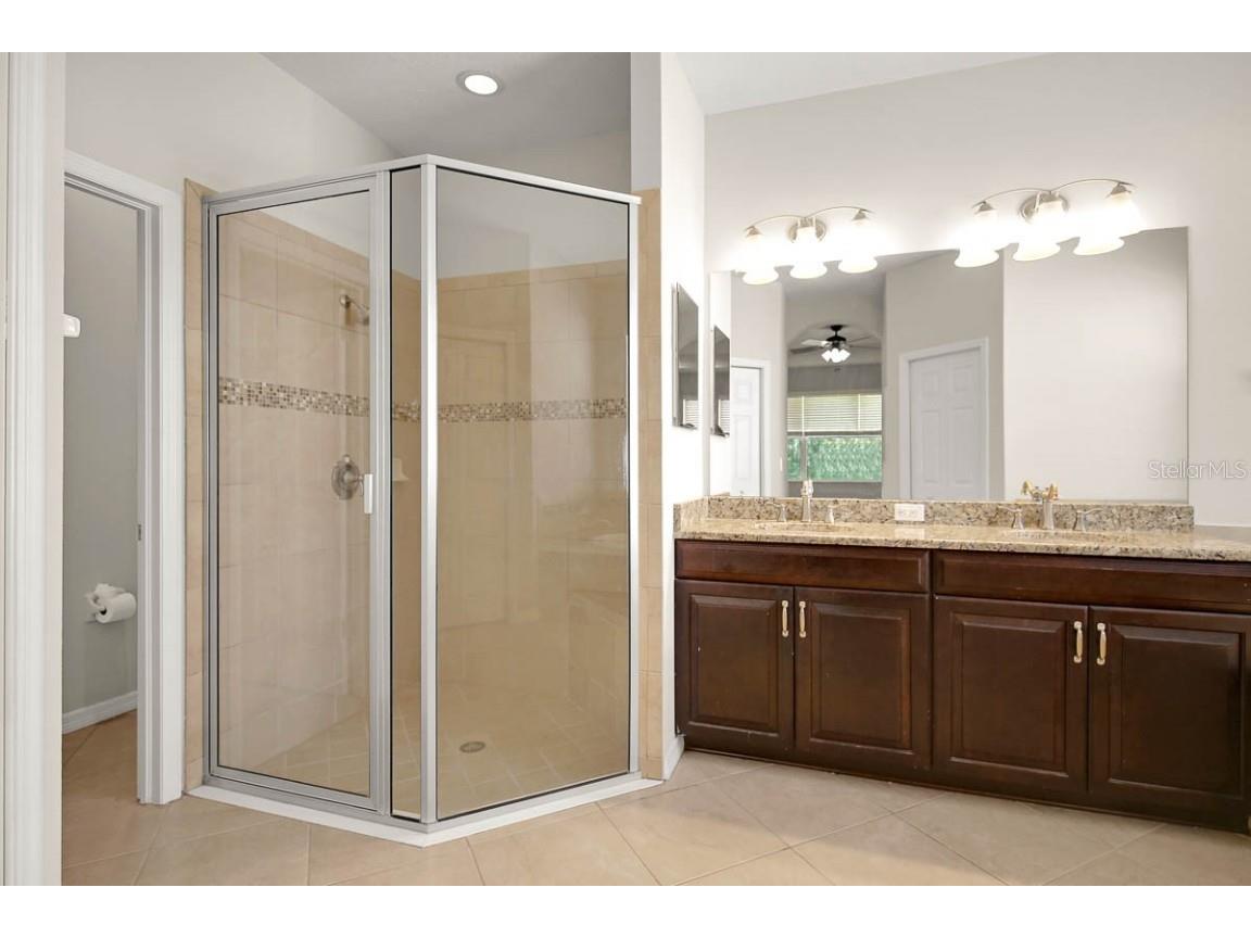 11403 Thames Fare Way Lithia FL 33547 TB8446657 image23