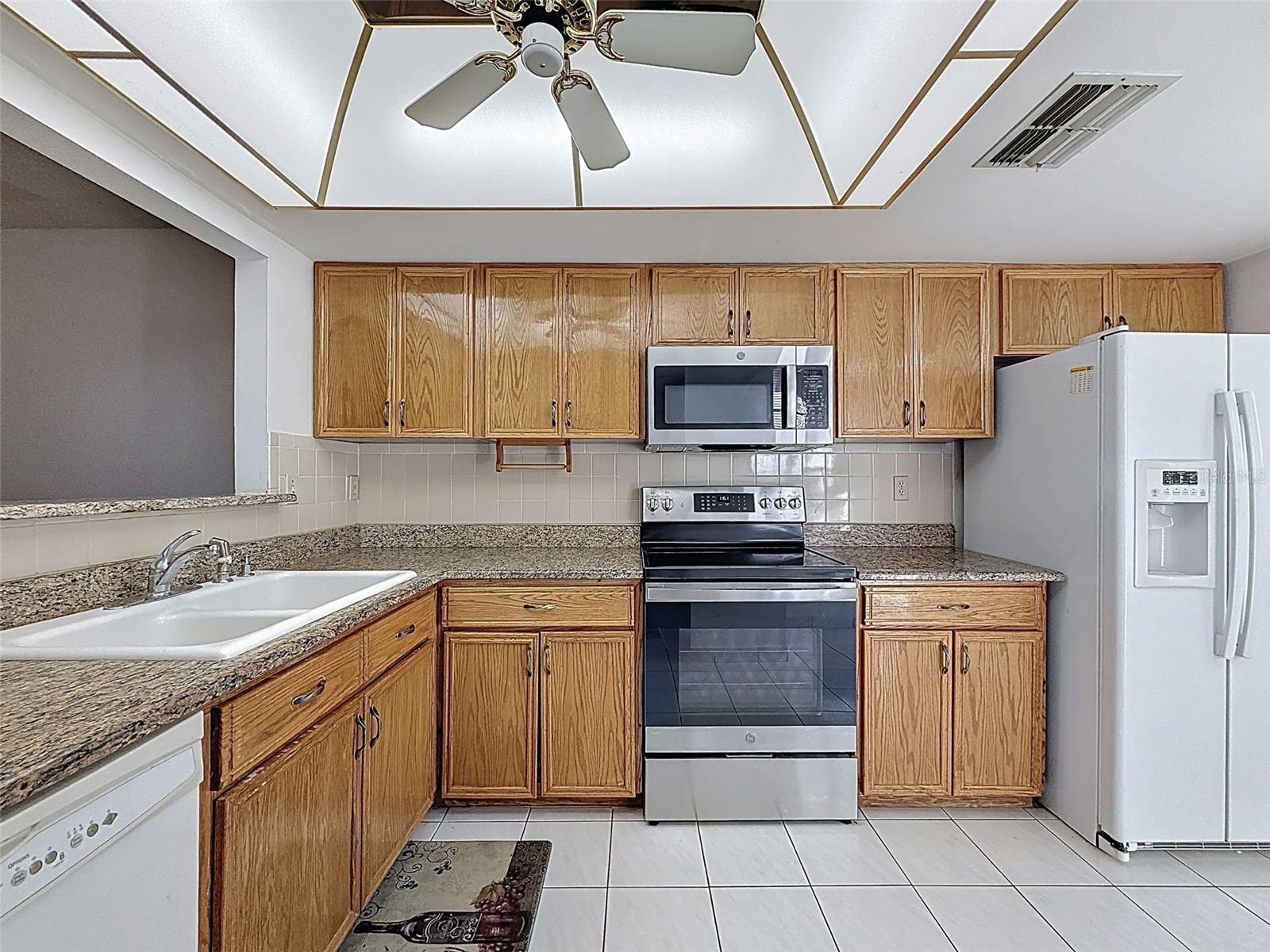 11403 Versailles Lane #E Port Richey FL 34668 W7880404 image87