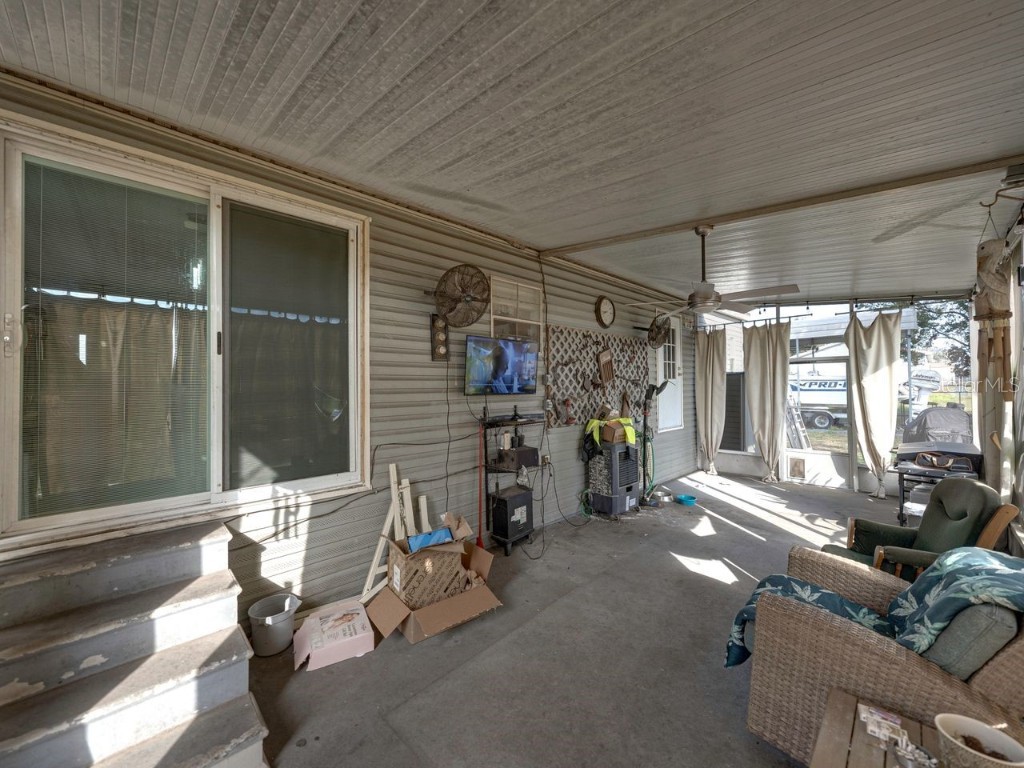 11404 Lithia Pinecrest Road Lithia FL 33547 TB8333648 image40