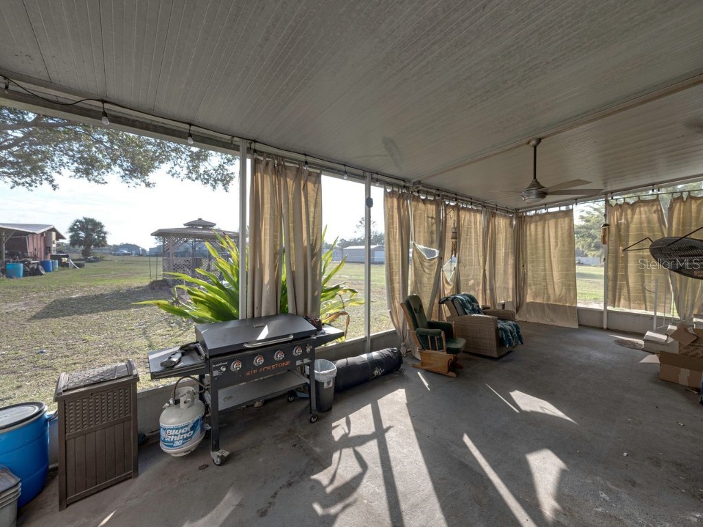 11404 Lithia Pinecrest Road Lithia FL 33547 TB8333648 image43