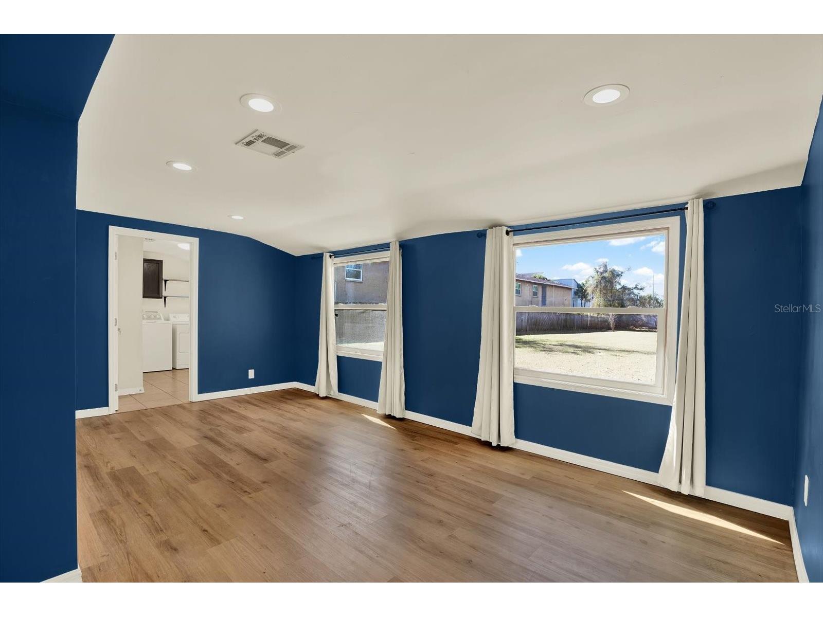 11404 N 52nd Street Tampa FL 33617 TB8469709 image10
