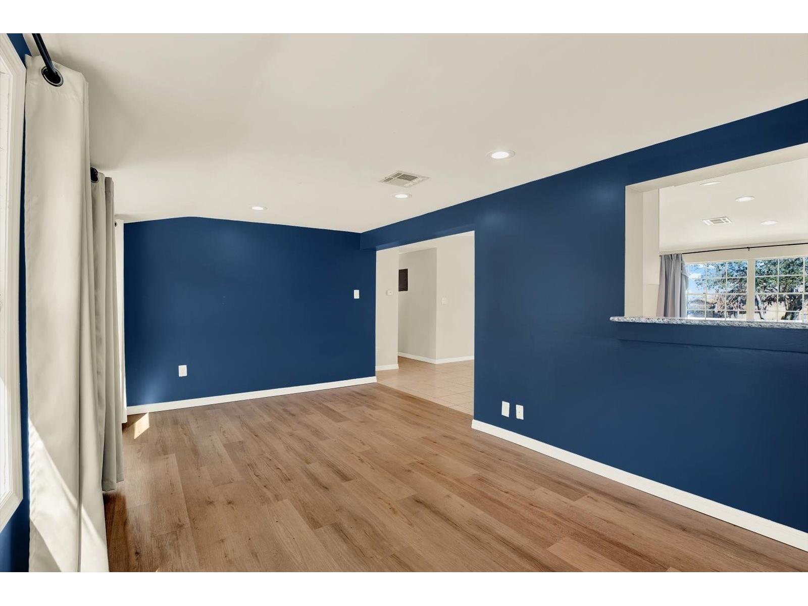 11404 N 52nd Street Tampa FL 33617 TB8469709 image11