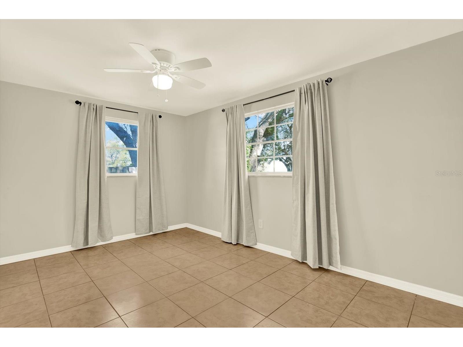 11404 N 52nd Street Tampa FL 33617 TB8469709 image17
