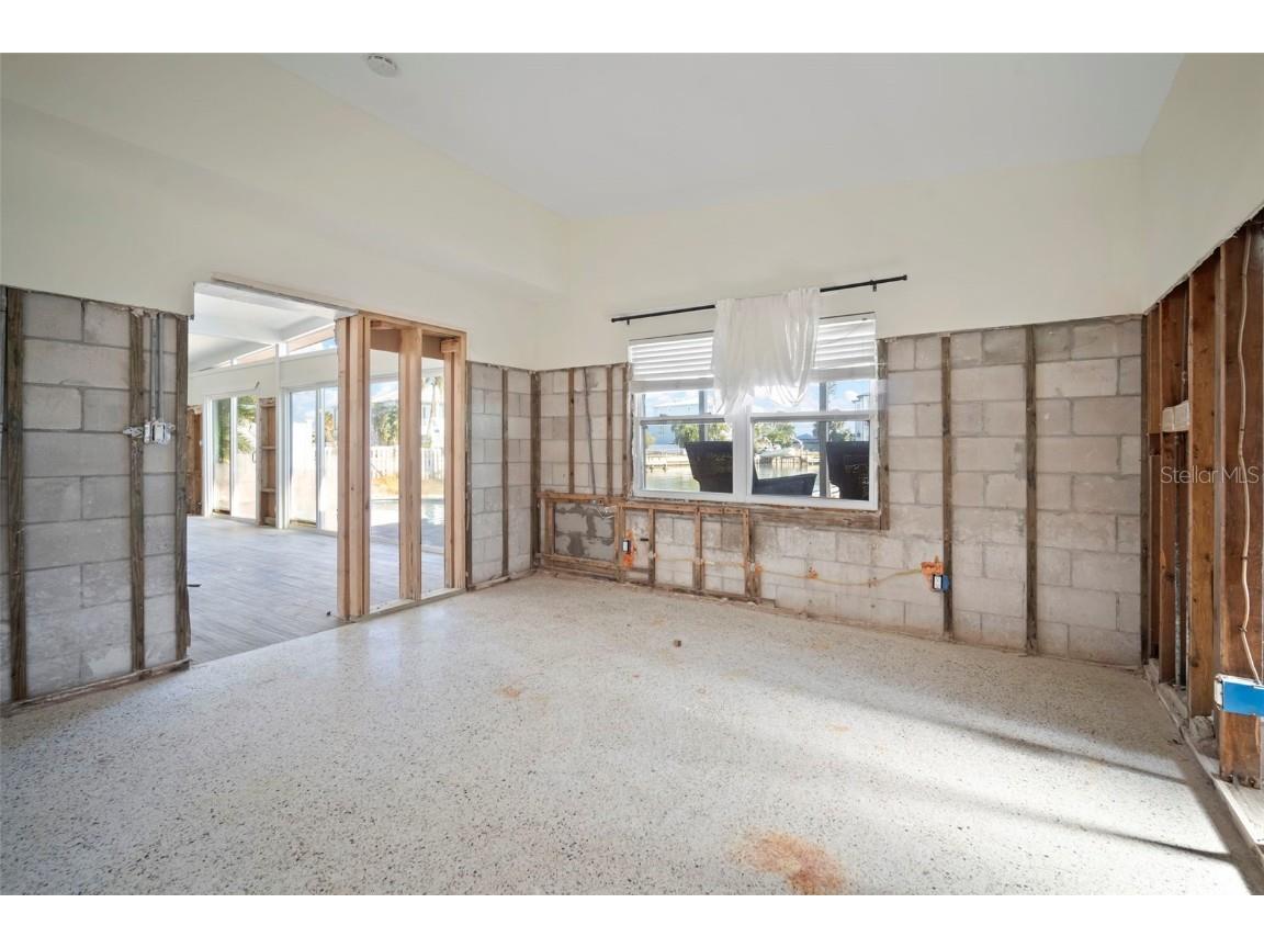 11405 6th Street E Treasure Island FL 33706 - BOCA CIEGA BAY TB8440251 image23