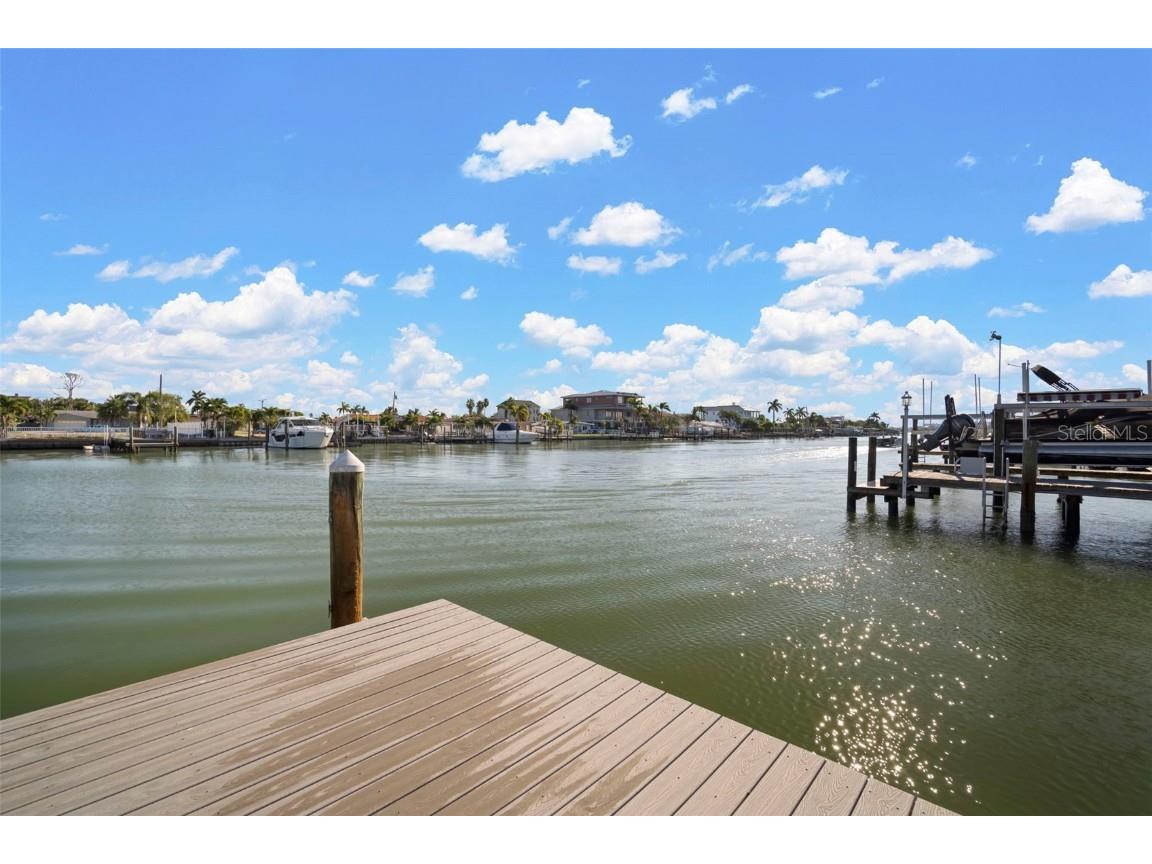 11405 6th Street E Treasure Island FL 33706 - BOCA CIEGA BAY TB8440251 image8