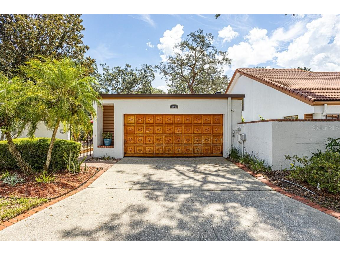 11407 Orilla Del Rio Place Temple Terrace FL 33617 - HILLSBOROUGH RIVER TB8414686 image1