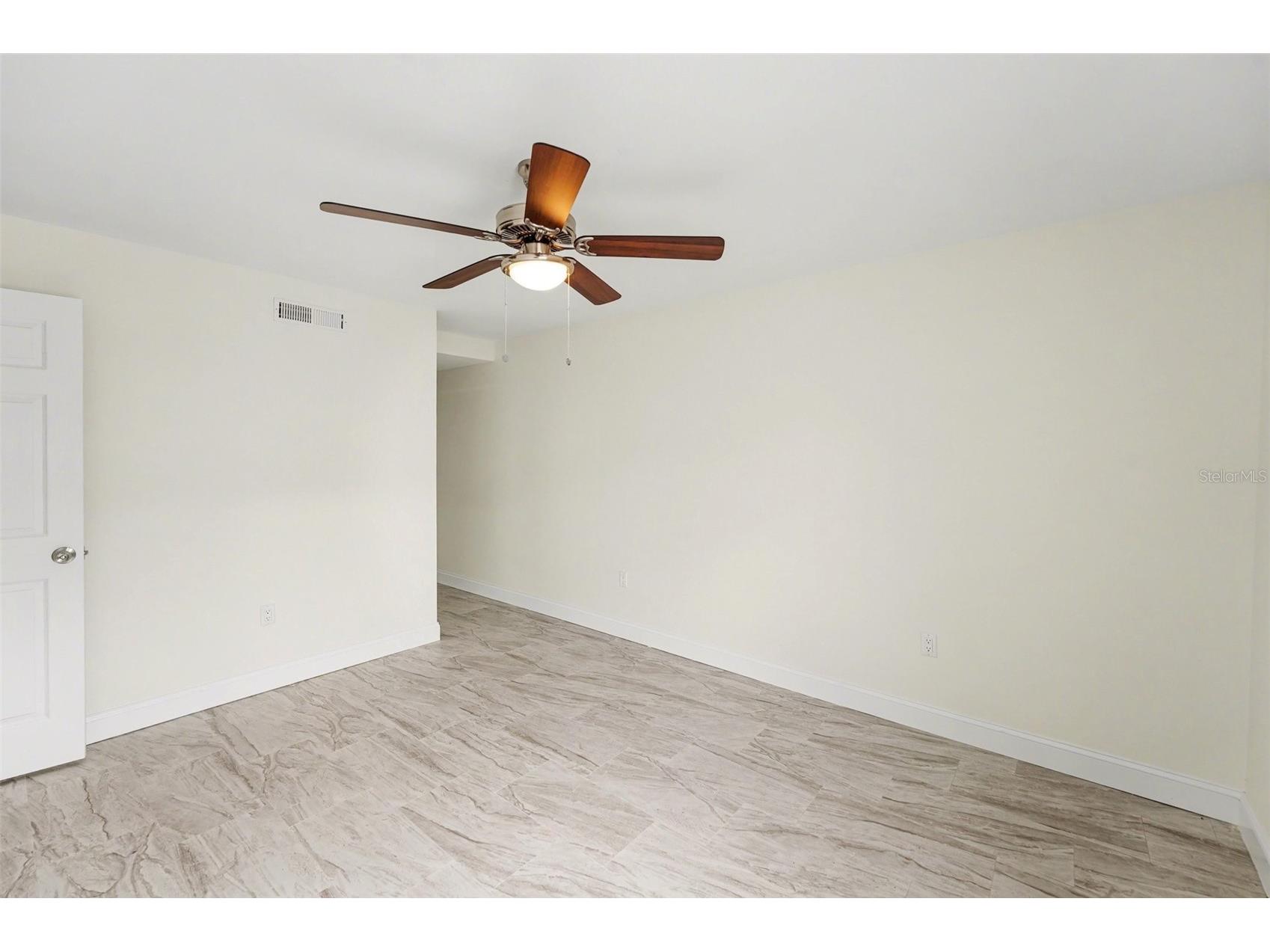 11409 8th Street N #1507 Saint Petersburg FL 33716 TB8526809 image12