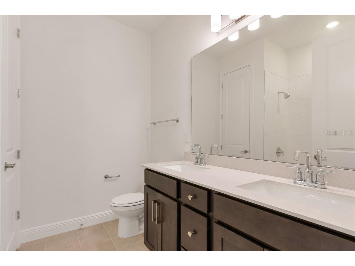 1141 British Circle Daytona Beach FL 32124 O6367664 image6