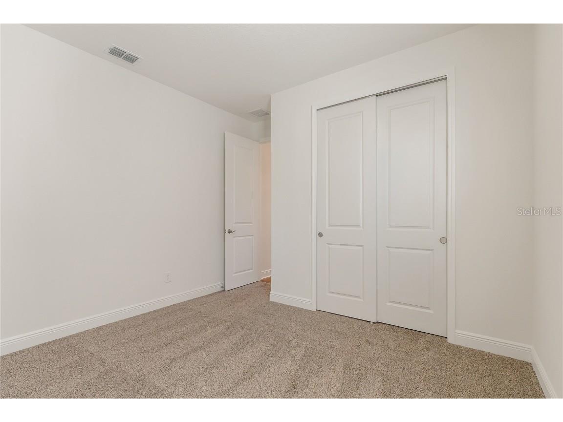 1141 British Circle Daytona Beach FL 32124 O6367664 image8