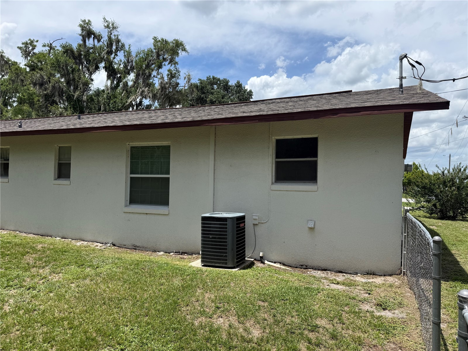 1141 County Road 457 Lake Panasoffkee FL 33538 G5113351 image15