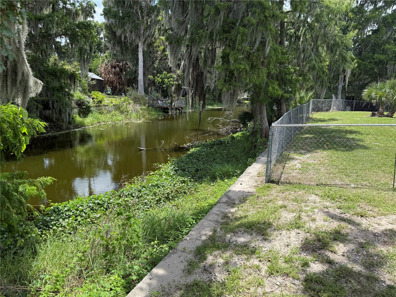 1141 County Road 457 Lake Panasoffkee FL 33538 G5113351 image17