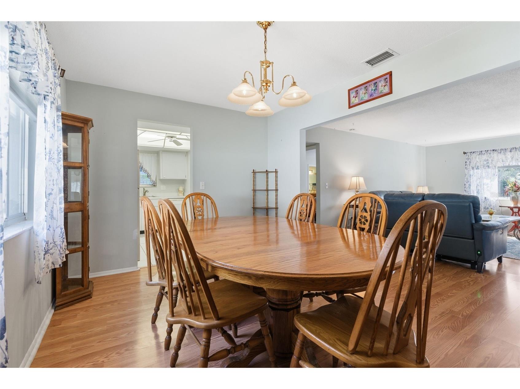 1141 Merle Way #14 Sarasota FL 34232 TB8470330 image5