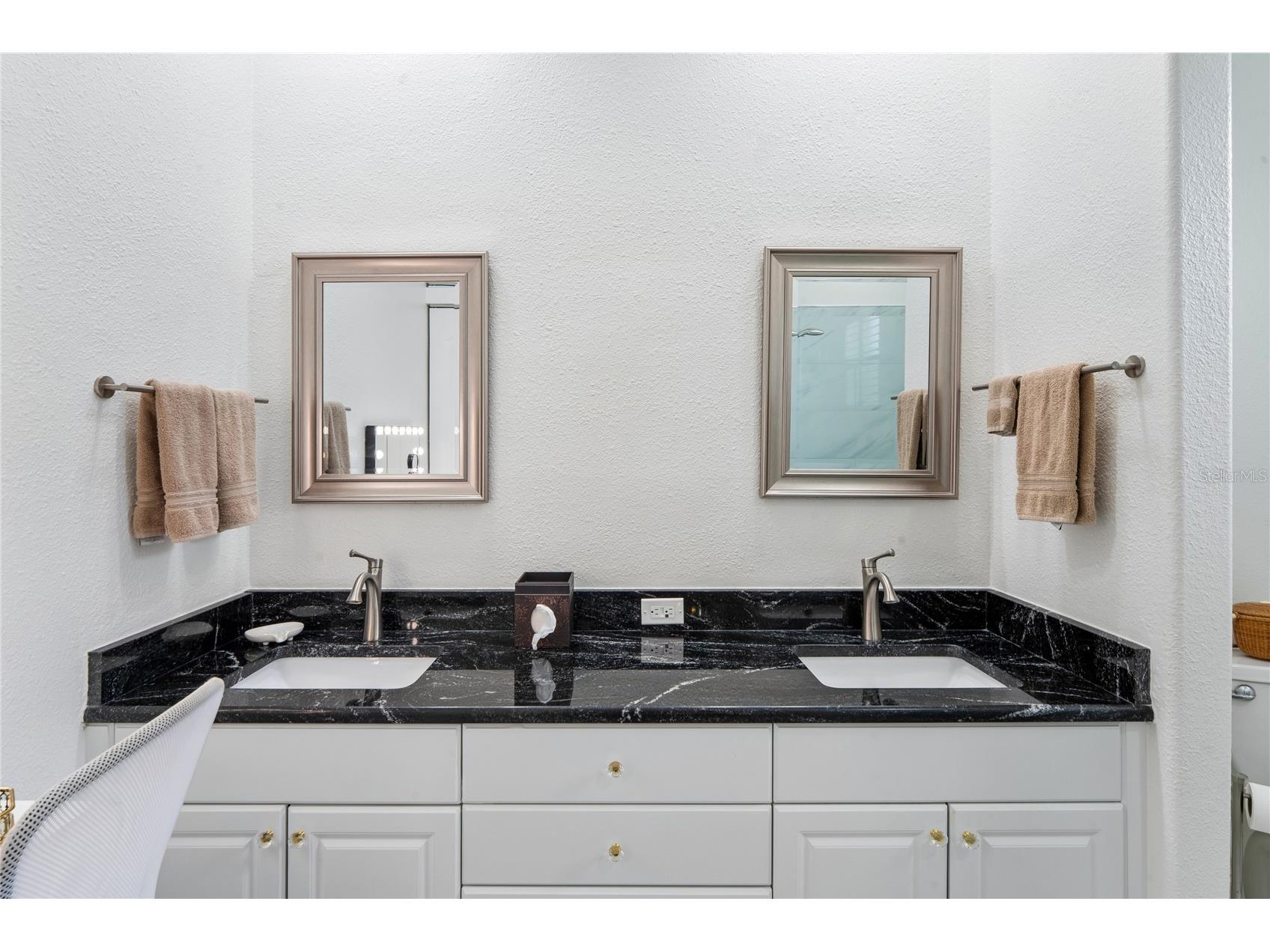 11413 Bloomington Court New Port Richey FL 34654 W7886573 image34