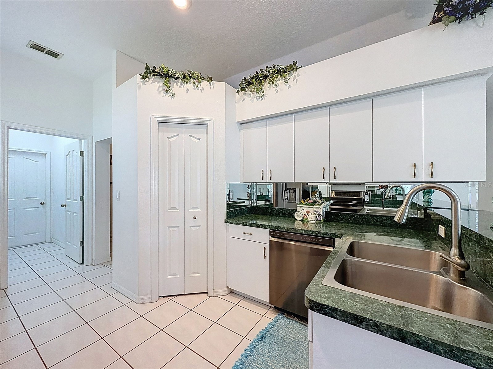 11415 Windstar Court New Port Richey FL 34654 W7882853 image12