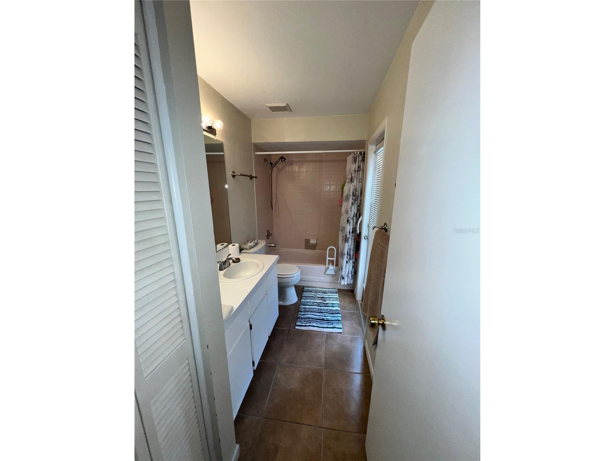 11418 Glenmont Drive Tampa FL 33635 TB8459844 image41