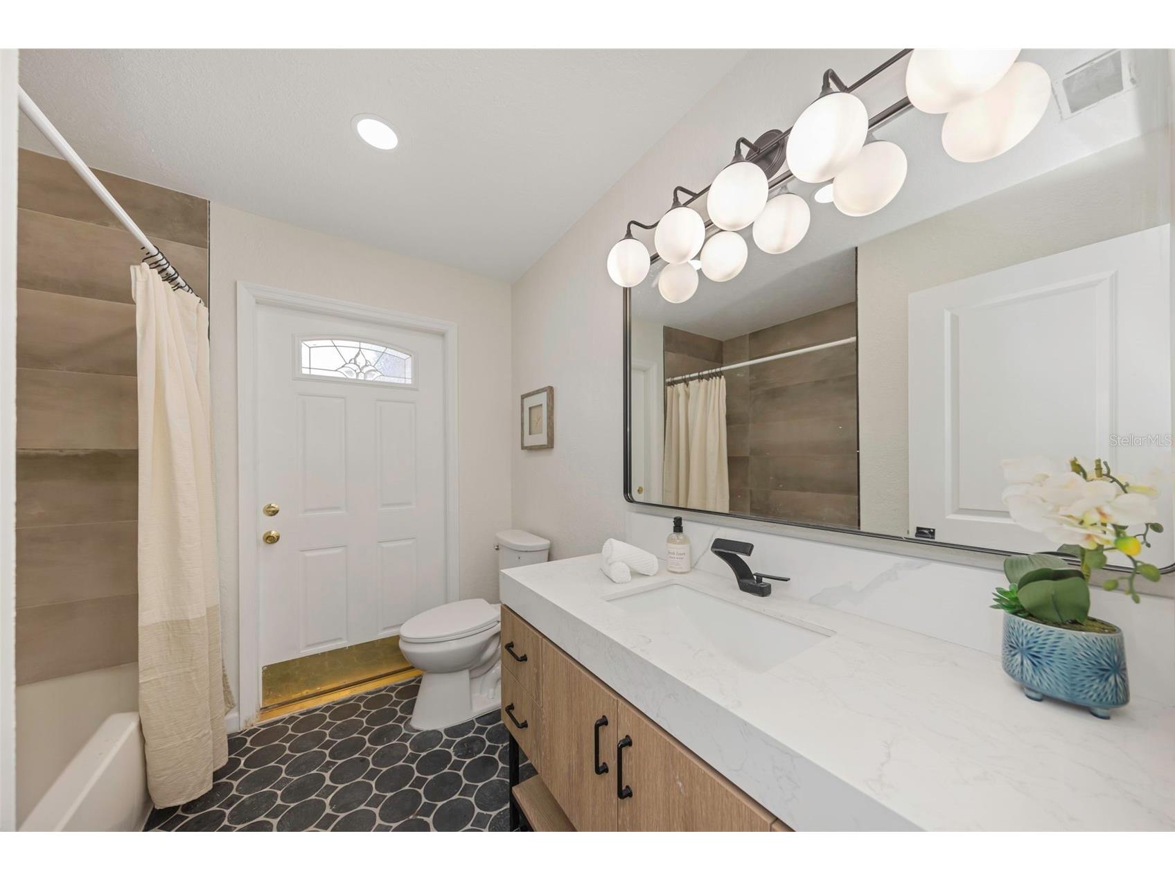 11419 47th Avenue N Saint Petersburg FL 33708 TB8463020 image37