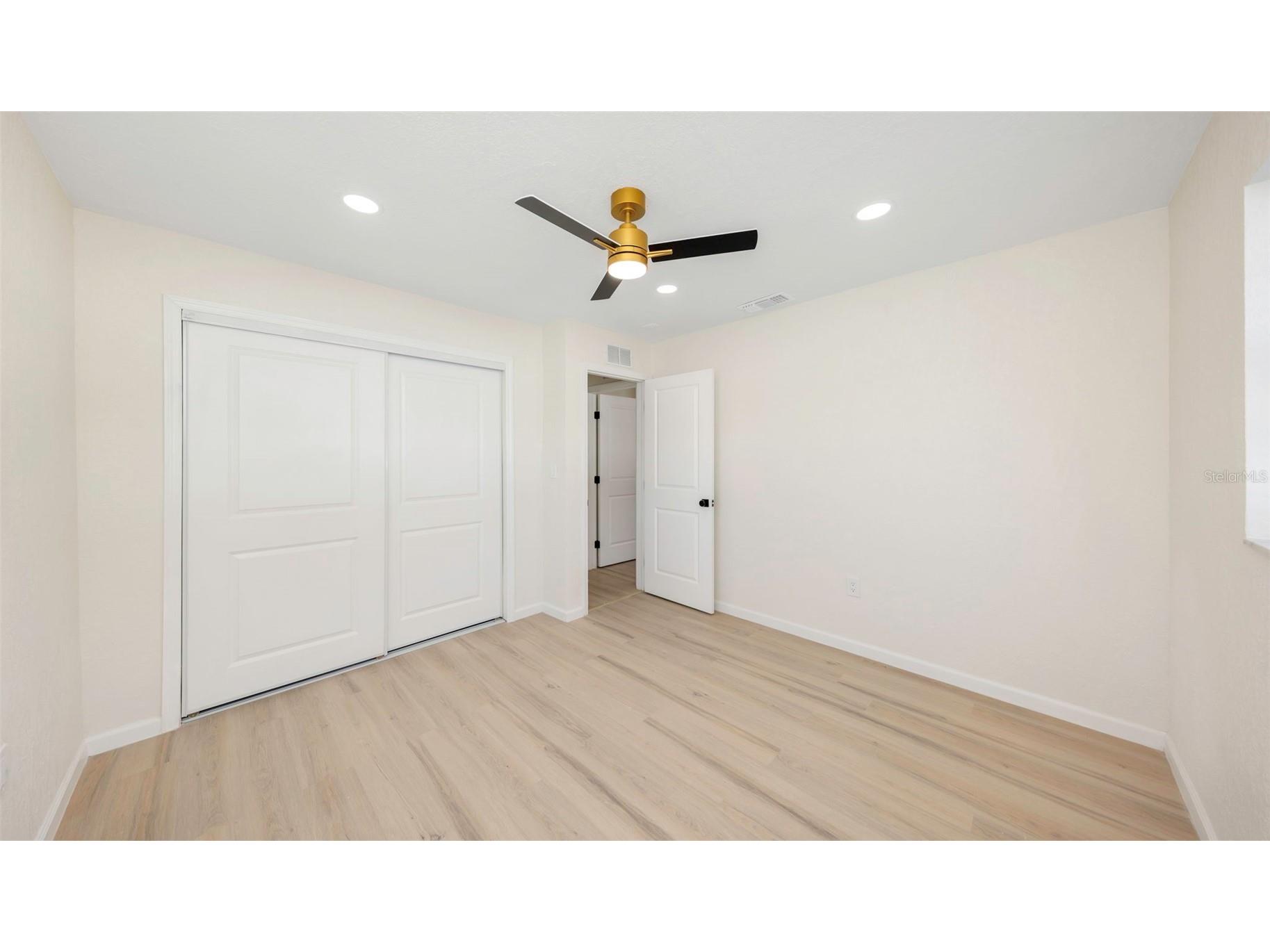 11419 47th Avenue N Saint Petersburg FL 33708 TB8463020 image43