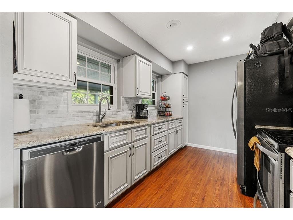 11419 72nd Terrace Seminole FL 33772 TB8441823 image2