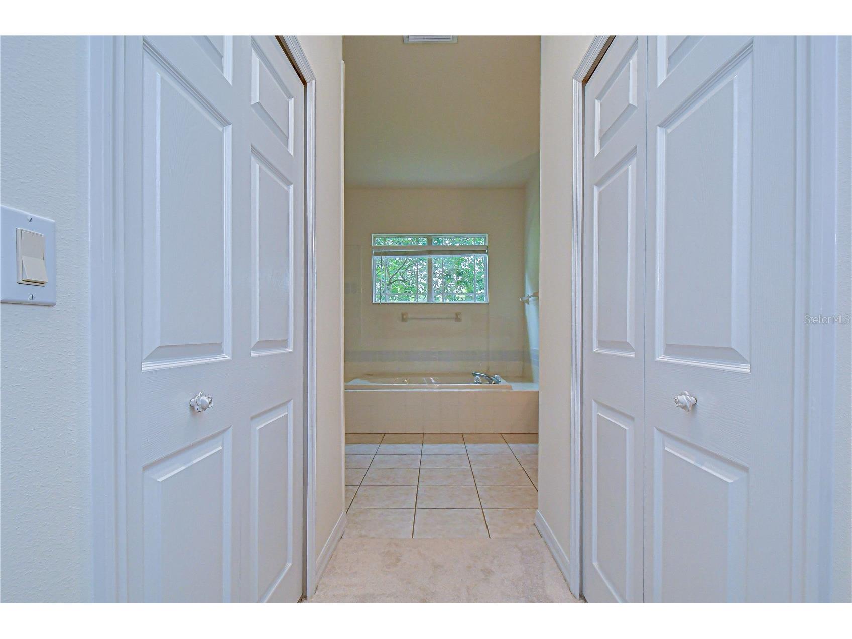1142 Lumsden Trace Circle Valrico FL 33594 TB8508677 image16