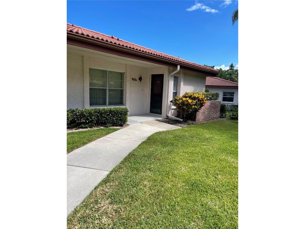 1142 Montrose Place Dunedin FL 34698 U8162536 image1