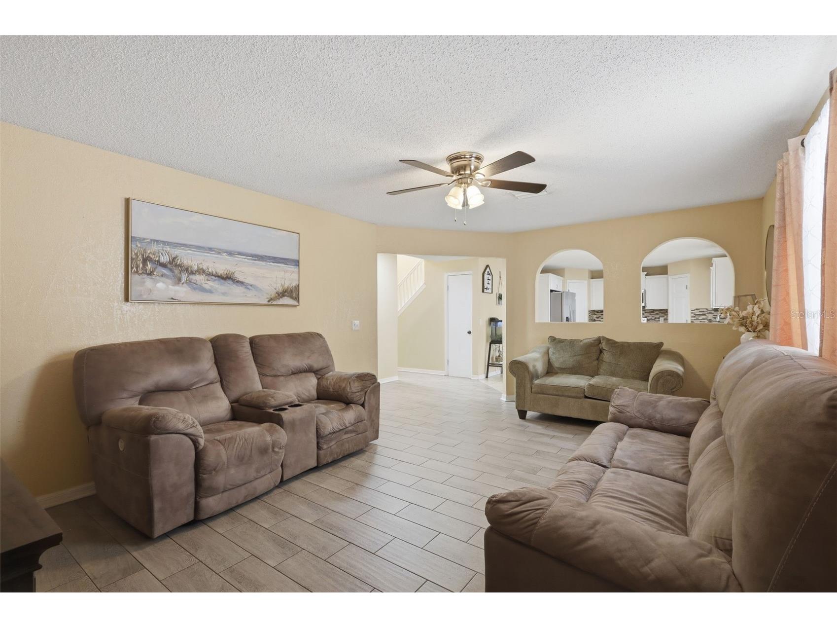 1142 Normandy Drive Kissimmee FL 34759 O6394701 image4