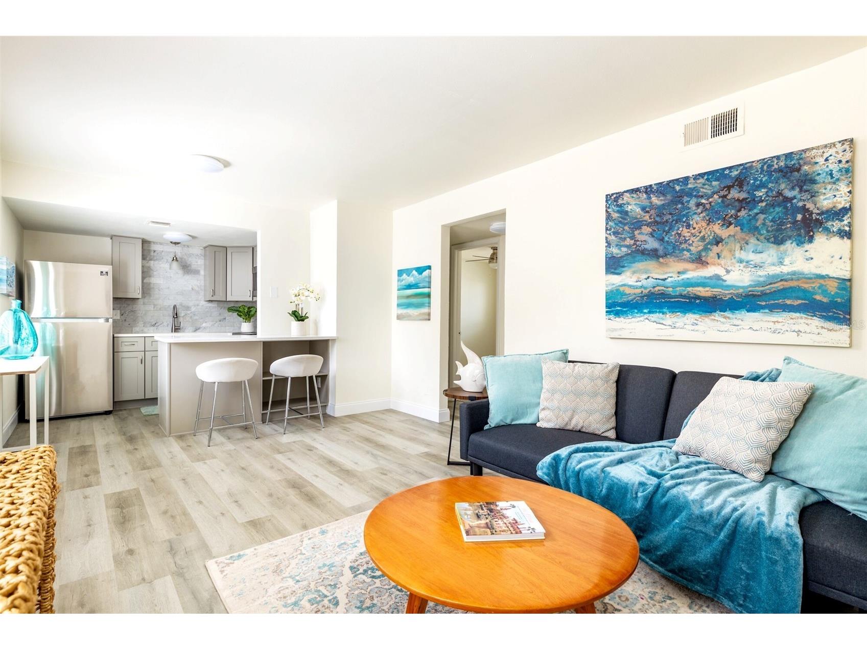 1142 Sunset Point Road Clearwater FL 33755 TB8526687 image4
