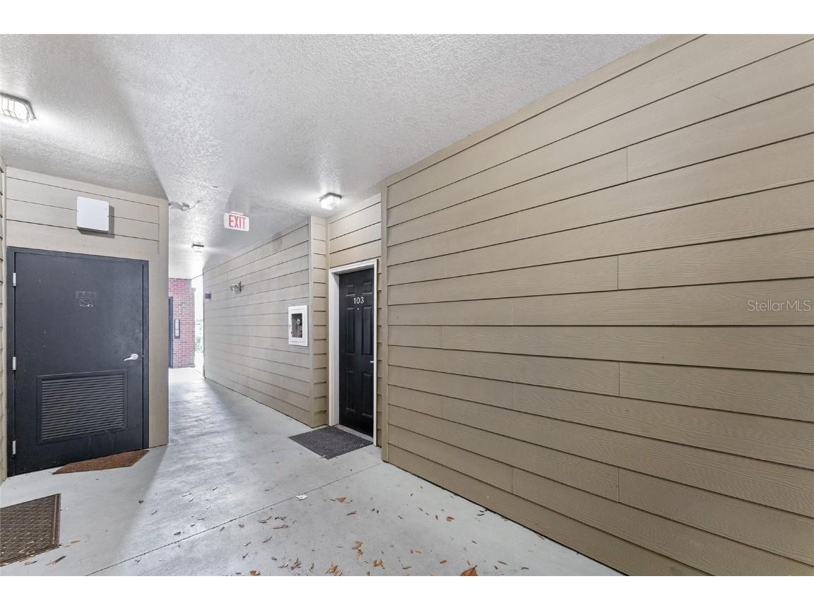 1142 SW 9th Road #103 Gainesville FL 32601 GC535186 image3