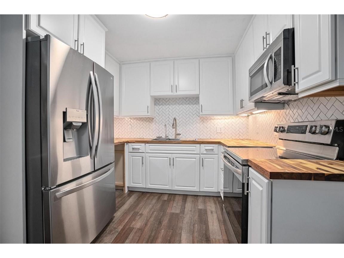 1142 Valley View Lane Deland FL 32720 V4945880 image9