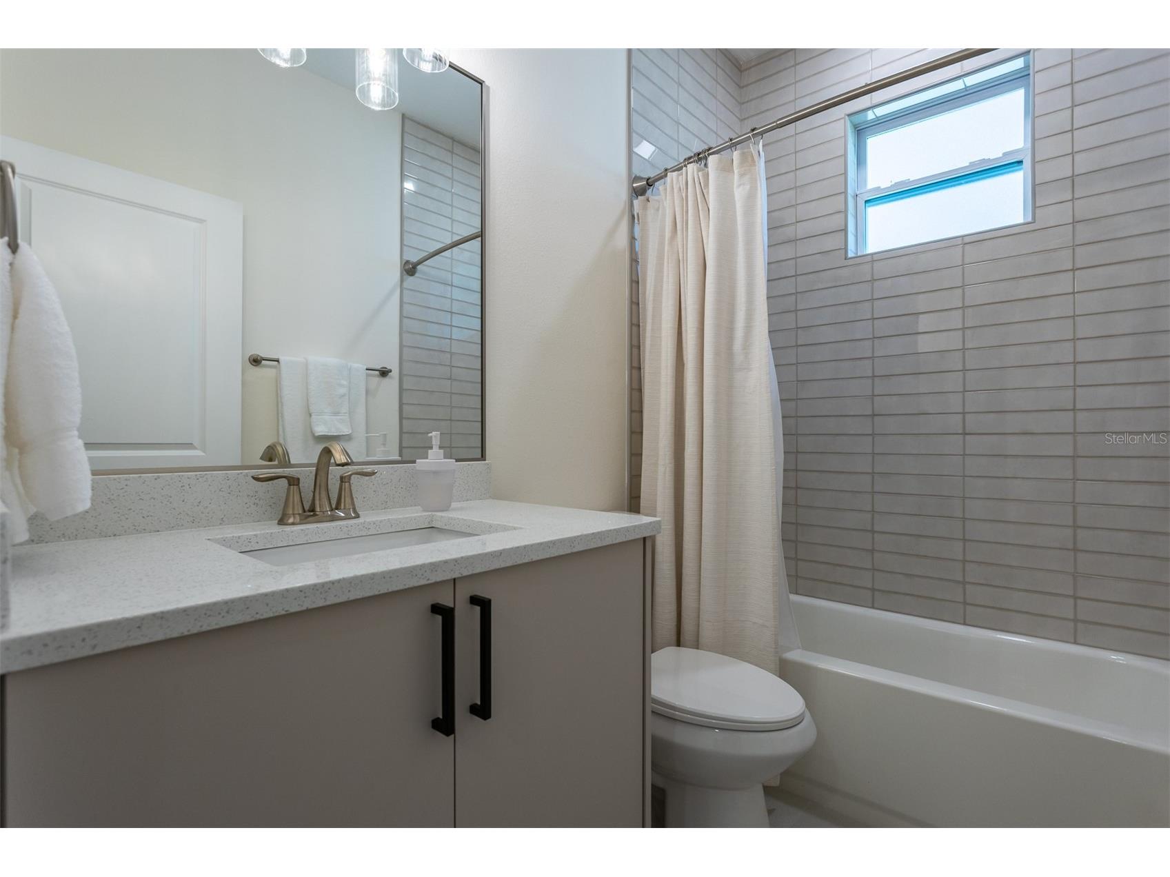11421 & 11423 Weldon Street Seffner FL 33584 TB8508064 image13