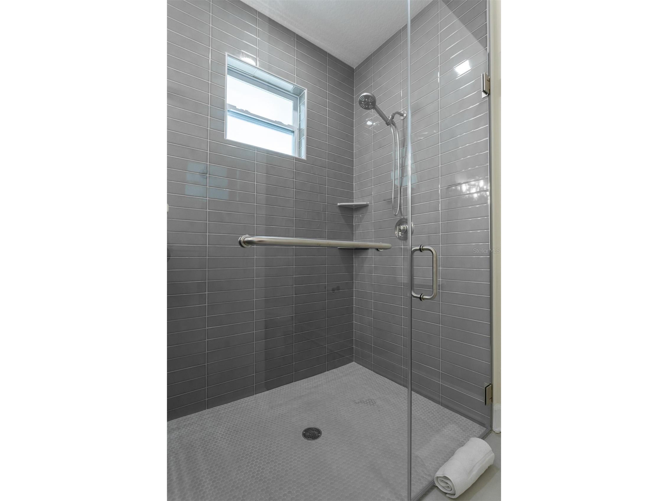 11421 & 11423 Weldon Street Seffner FL 33584 TB8508064 image17