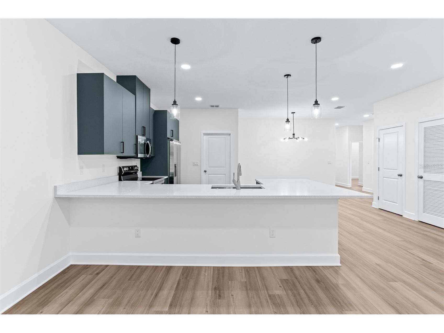 11421 & 11423 Weldon Street Seffner FL 33584 TB8508064 image49